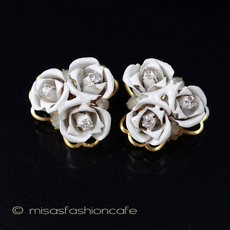 （画像用） Robert ローズイヤリング