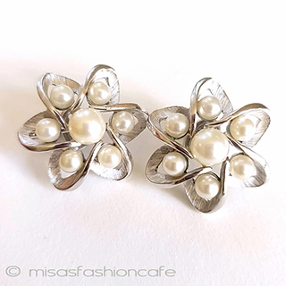 （画像用） Trifari　 トリファリ パール銀星イヤリング