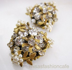 （画像用） Robert ロバート　豪華 パールxRS花イヤリング