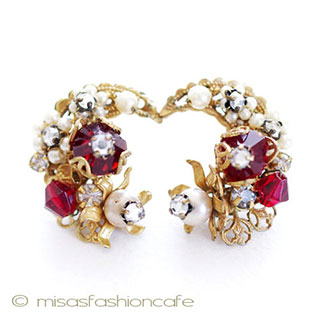 （画像用） Ｒｏｂｅｒｔ　ロバート　 ムーン月型花イヤリング