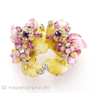 （画像用） Ｒｏｂｅｒｔ　ロバート　 フラワー　イヤリング