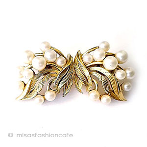 （画像用） Trifari　 トリファリ パール花イヤリング