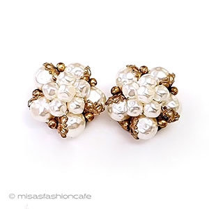 （画像用） ヴィンテージイヤリング バロックパールのお花