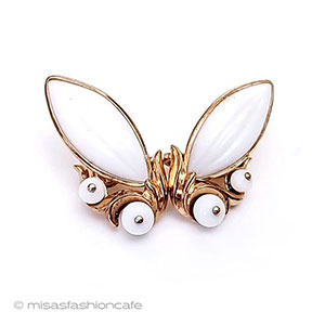 （画像用） Trifari　 トリファリ ガラスの花イヤリング