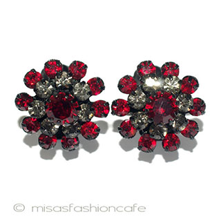 （画像用） Austria　オーストリア 　クリスタル花イヤリング