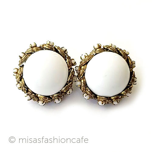 （画像用） ミリアムハスケル刻印 ミルクガラスの小花