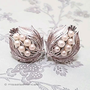 （画像用） Trifari　 トリファリ アザミの花イヤリング