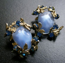 （画像用） Kofinフローラル イヤリング