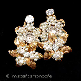 （画像用） Ｒｏｂｅｒｔ　イヤリング バロックパールの花