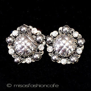 （画像用） Ｒｏｂｅｒｔ　イヤリング バロックパールの花