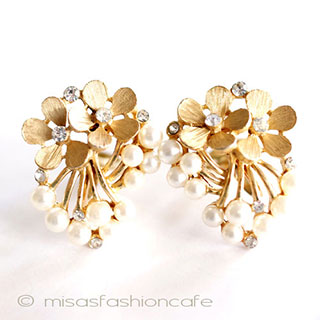 （画像用） クラウン　トリファリ Ｔｒｉｆａｒｉ　イヤリング