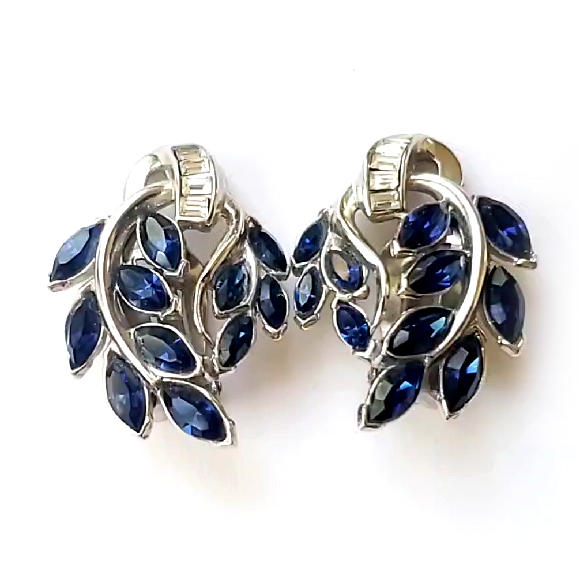 （画像用） ヴィンテージイヤリング トリファリ　リース