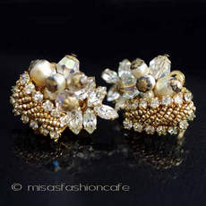 （画像用） Robert刻印イヤリング バロックパール＆RS