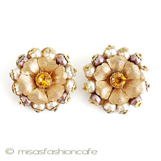 （画像用） LERUパール花イヤリング