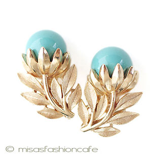 （画像用） クラウン・トリファリ Trifariターコイズの花