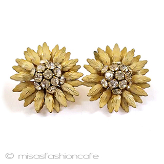 （画像用） ＳＡＮＤＯＲイヤリング エナメルＲＳのお花