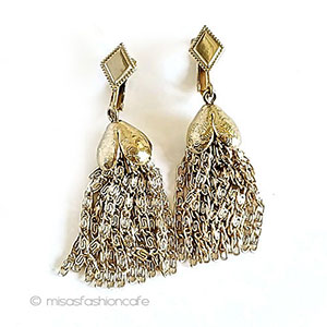 （画像用） ヴィンテージイヤリング SarahCov金タッセル