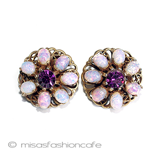 （画像用） オパールガラス花イヤリング