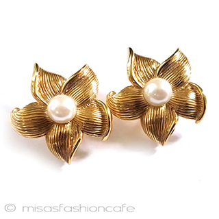 （画像用） Krementz　イヤリング 14Kgf　パールフラワー