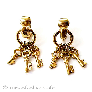 （画像用） ヴィンテージアクセサリー トリファリ　鍵ドロップ