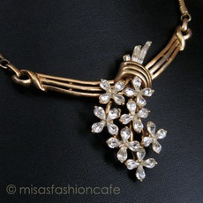 （画像用） フラワーブーケ ネックレス