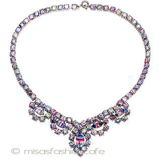 （画像用） アイリスガラス　ネックレス