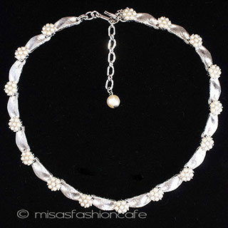 （画像用） Ｔｒｉｆａｒｉ　 トリファリ パール花ネックレス