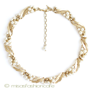 （画像用） Trifari　 トリファリ パールの花ネックレス