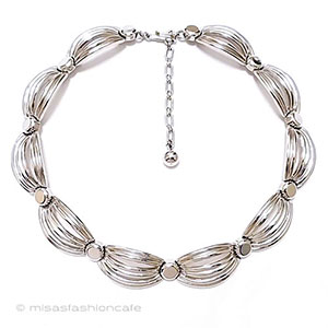 （画像用） Trifari　 トリファリ 銀リボン　ネックレス