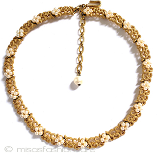 （画像用） Trifari　 トリファリ パール小花　ネックレス