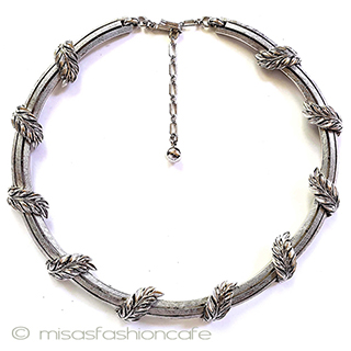 （画像用） Trifari　 トリファリ 銀の葉　ネックレス