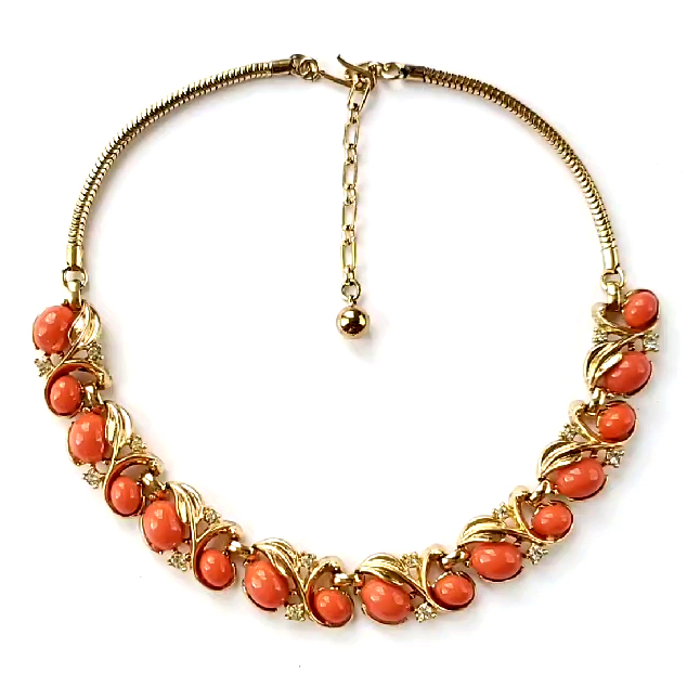 （画像用） Trifari　トリファリ コーラル　ベリー