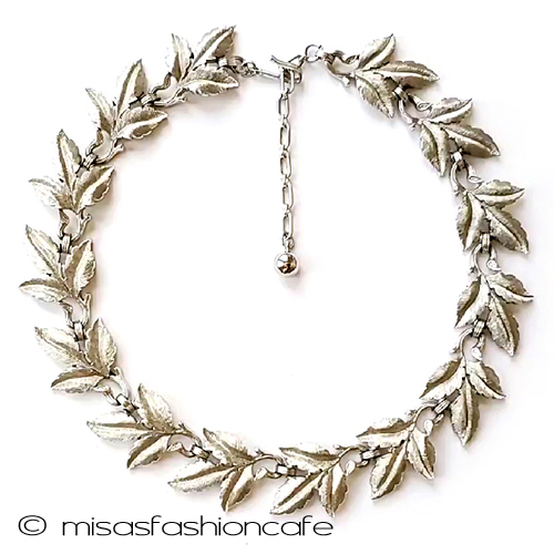 （画像用） Trifari　 トリファリ ヴィンテージネックレス