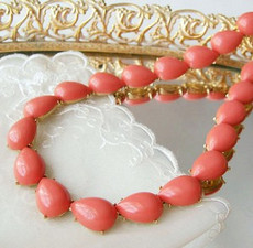 （画像用） Ｔｒｉｆａｒｉ　 トリファリ コーラルカラー　ネックレス