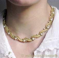 （画像用） Trifarトリファリ パールRS・ネックレス