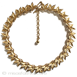 （画像用） Ｔｒｉｆａｒｉ　 トリファリ 金の笹の葉　ネックレス