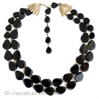 （画像用） Trifari　 トリファリ ガラス２連ネックレス