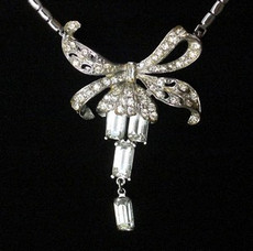 （画像用） Coroリボンネックレス