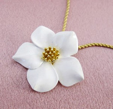 （画像用） Trifari　 トリファリ アネモネの花ネックレス