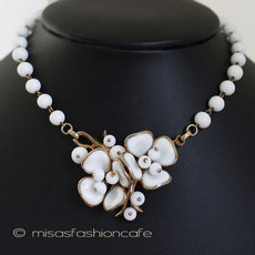 （画像用） クラウントリファリ Trifari 花ネックレス