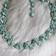 （画像用） Coro　お花ネックレス ターコイズグリーン