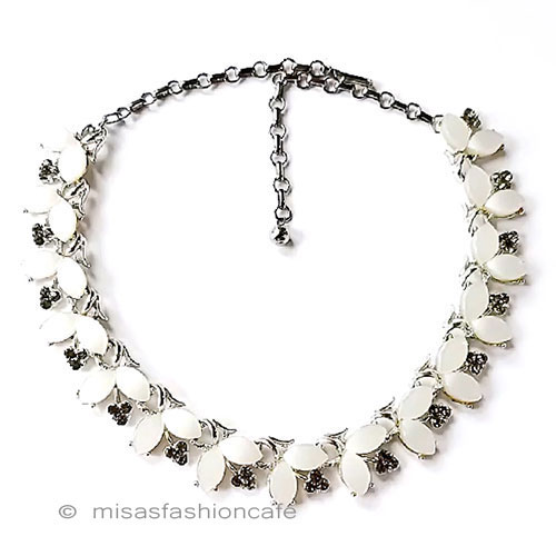 （画像用） ヴィンテージジュエリー フローラル　ネックレス