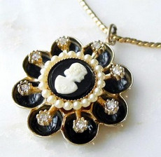 （画像用） Coroペガサス ネックレス