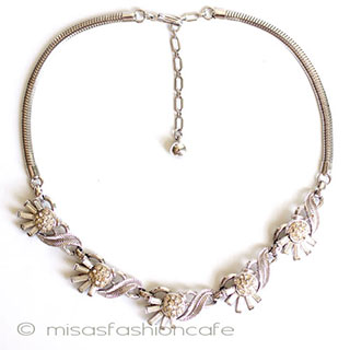 （画像用） クラウン　トリファリ Ｔｒｉｆａｒｉ銀花ネックレス