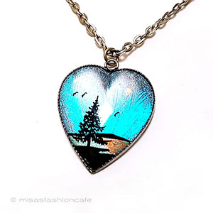 （画像用） アンティークジュエリー ハート蝶　ネックレス