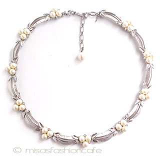 （画像用） Ｔｒｉｆａｒｉ　 トリファリ パール花　 ネックレス