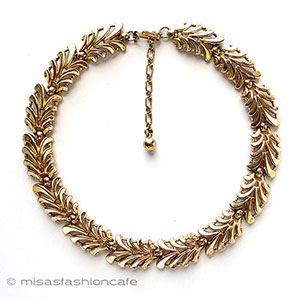 （画像用） Trifari　 トリファリ GOLD　ネックレス