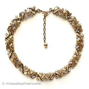 （画像用） Trifari　 トリファリ クリスタルネックレス