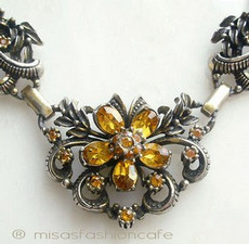 （画像用） Coro　お花ネックレス