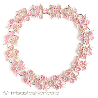 （画像用） エナメル花ネックレス